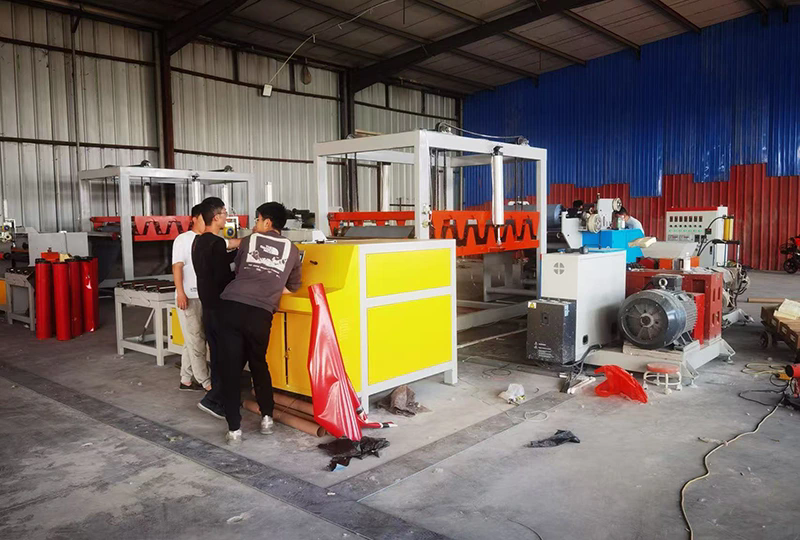 Butil gumi vízszigetelő membrán gyártósor