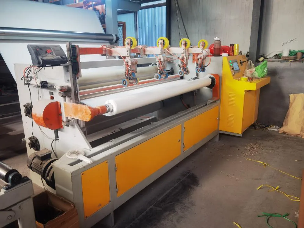 TPO és belsőleg megerősített TPO vízálló membrán gyártósor